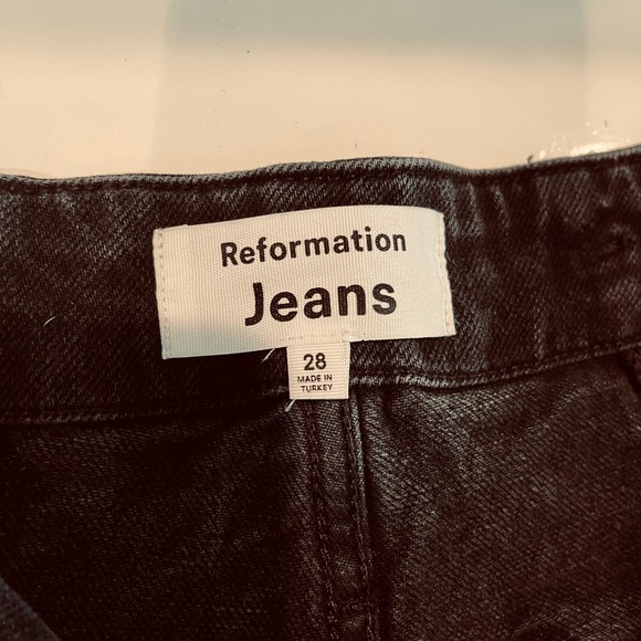 Reformation Eva high rise cheeky short - Picture 5 of 9